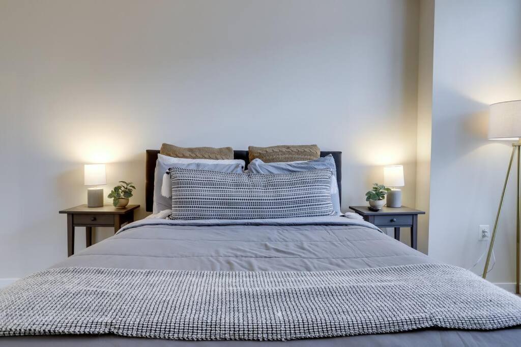 Fantastic 2 Bedroom Condo At Pentagon City Arlington Eksteriør billede