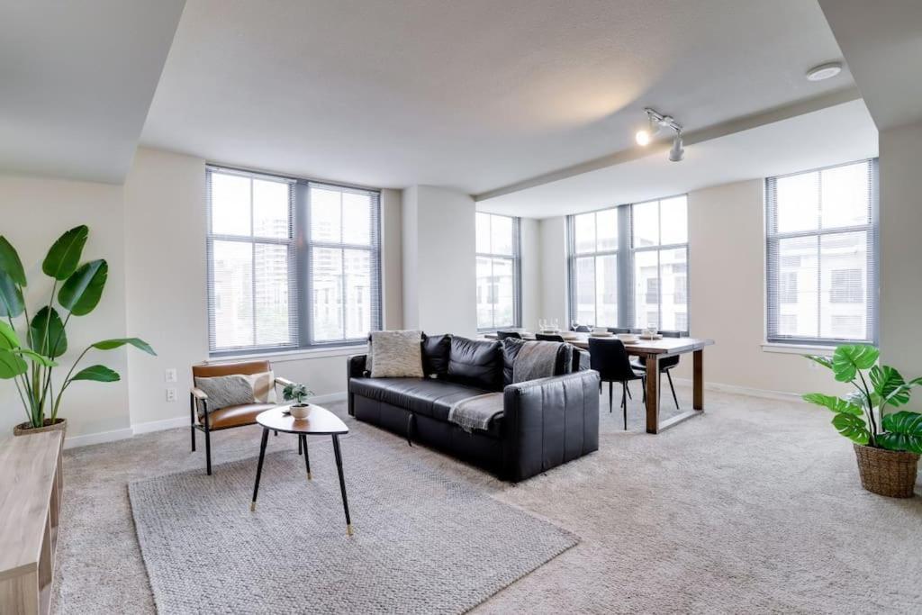 Fantastic 2 Bedroom Condo At Pentagon City Arlington Eksteriør billede