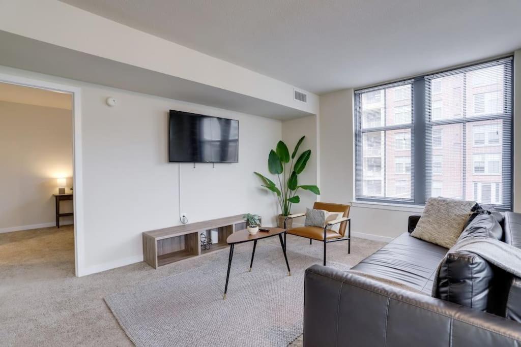 Fantastic 2 Bedroom Condo At Pentagon City Arlington Eksteriør billede