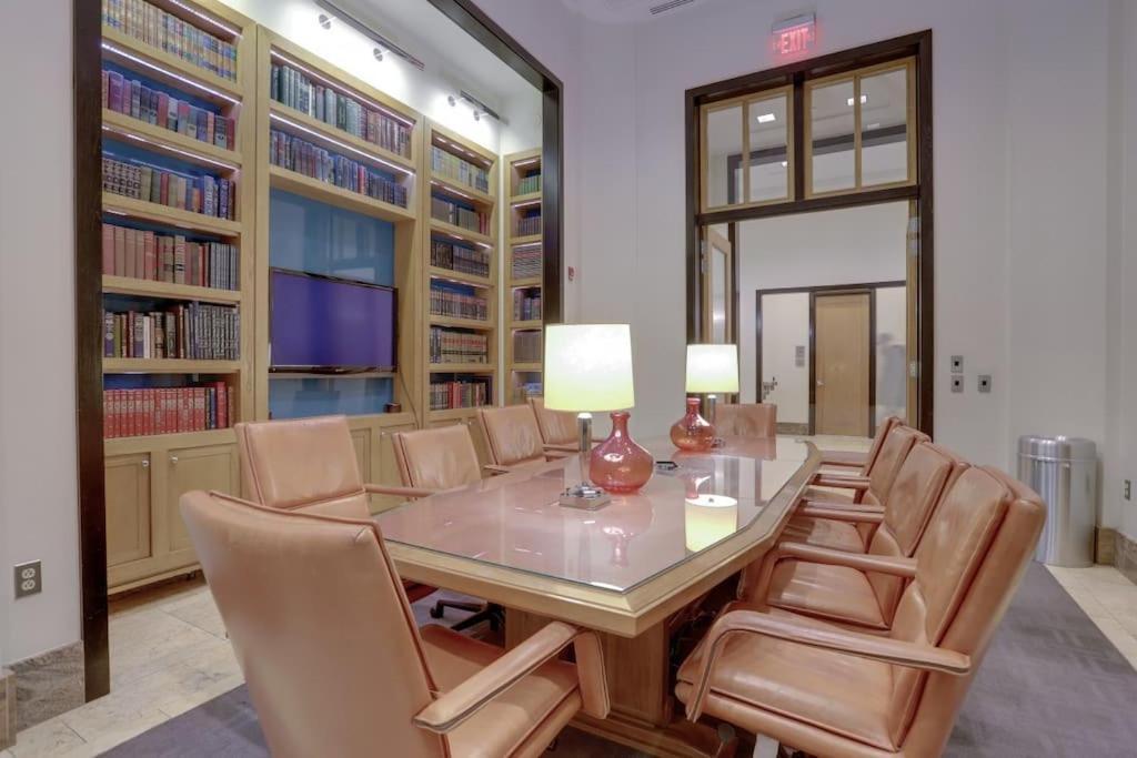 Fantastic 2 Bedroom Condo At Pentagon City Arlington Eksteriør billede