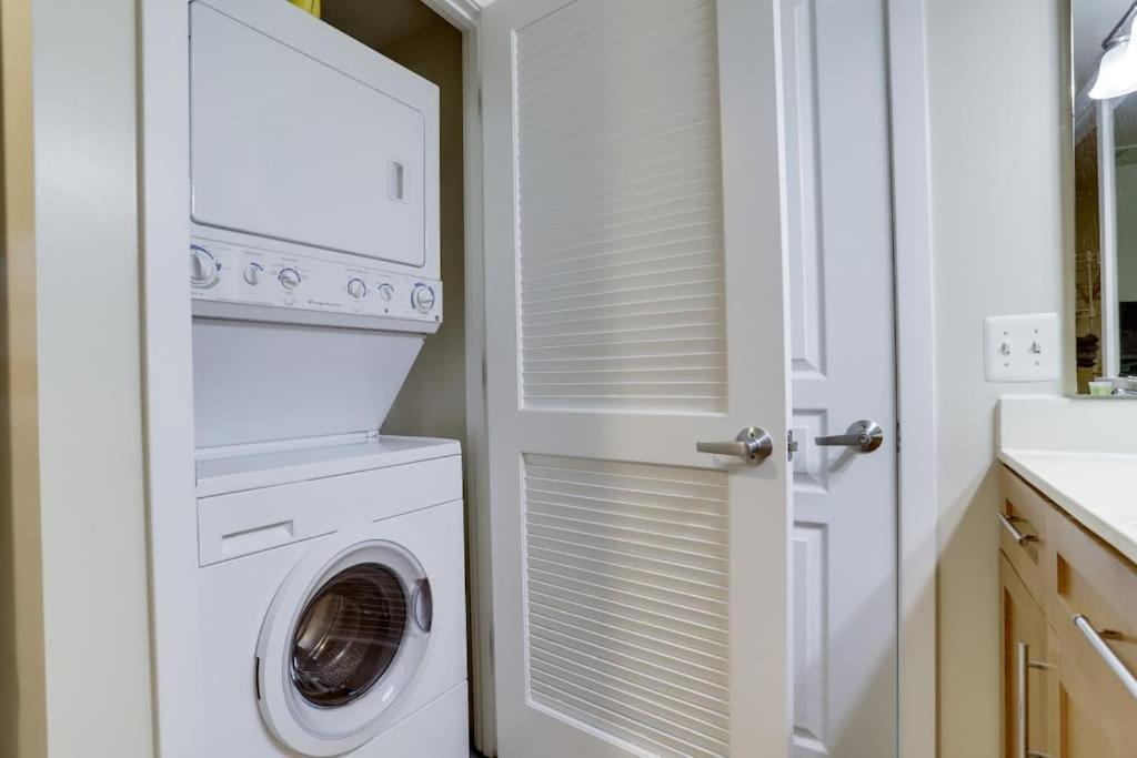 Fantastic 2 Bedroom Condo At Pentagon City Arlington Eksteriør billede