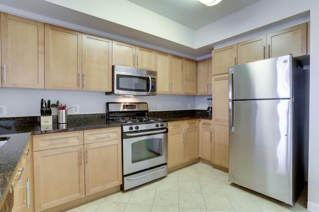 Fantastic 2 Bedroom Condo At Pentagon City Arlington Eksteriør billede